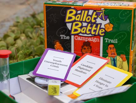 Box of the card game Ballot Battle